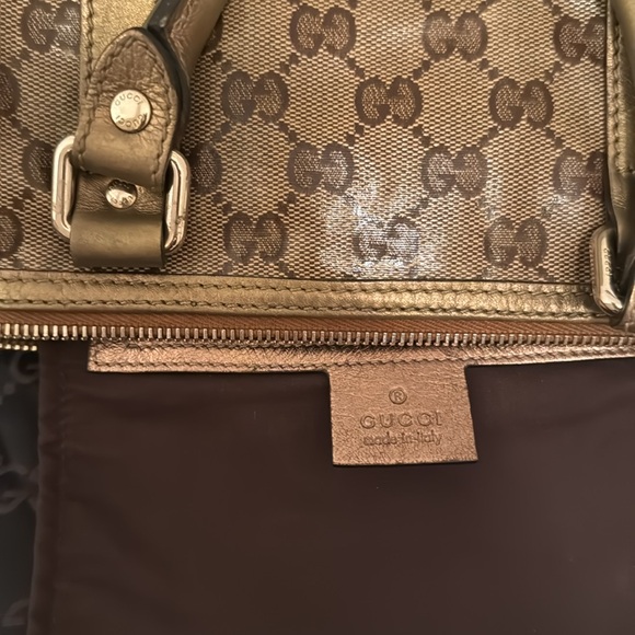 Gucci, Rare metallic gold Gucci mini sachel with bonus Gucci charm - Picture 3 of 14